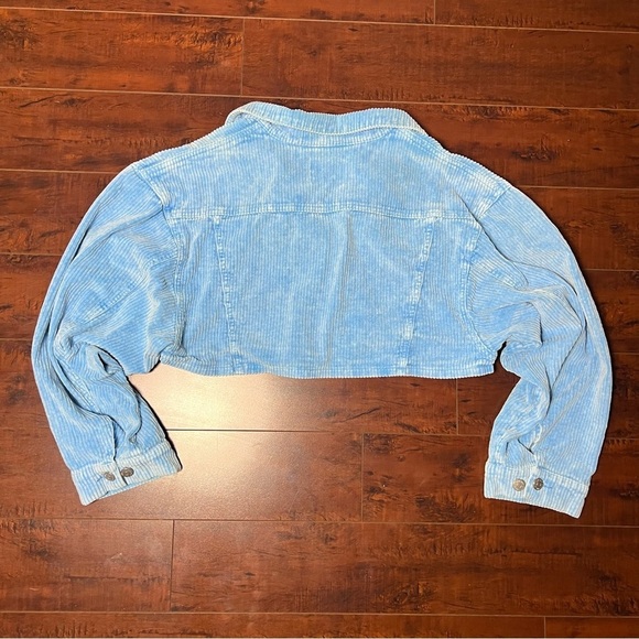 URBAN OUTFITTERS BDG Carissa Corduroy Cropped Jacket Short Blue Size Large - Picture 6 of 10